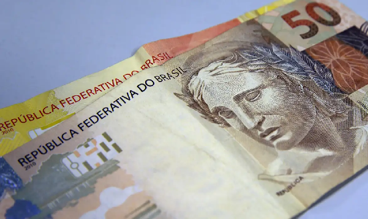 Caixa libera abono salarial para nascidos em setembro e outubro