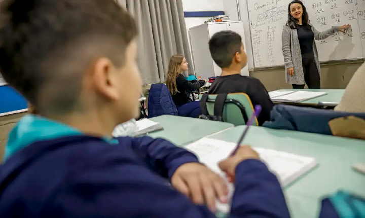 Olimpíada de matemática das escolas públicas aplica prova nesta terça