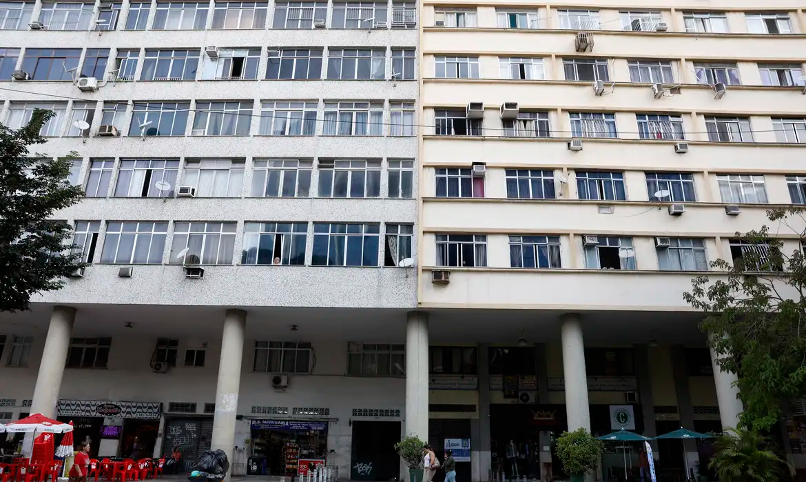 Inflação do aluguel cai 0,11% em 12 meses; 1º recuo desde maio de 2024